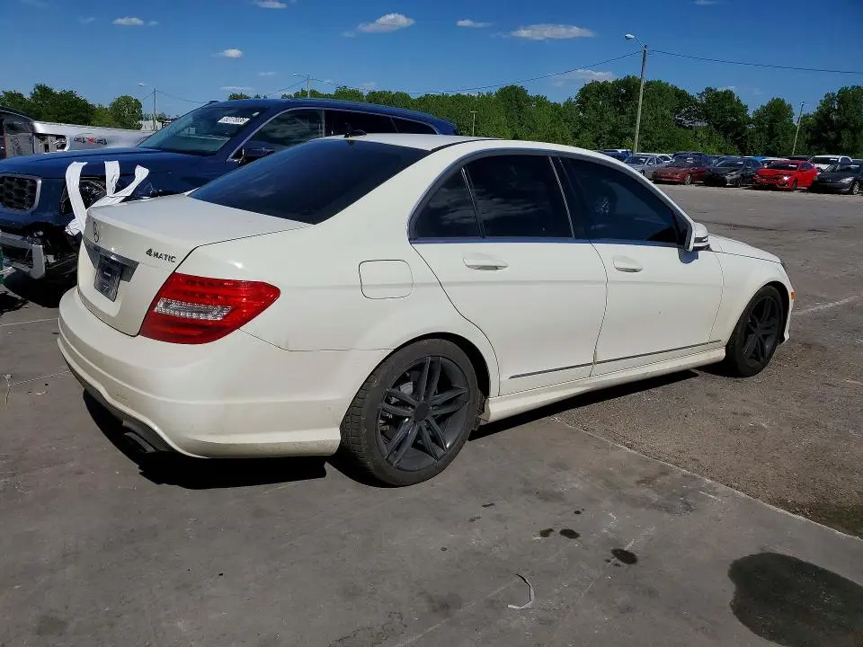 2012 MERCEDES-BENZ C 300 4MATIC  