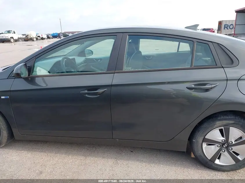 2020 HYUNDAI IONIQ HYBRID BLUE