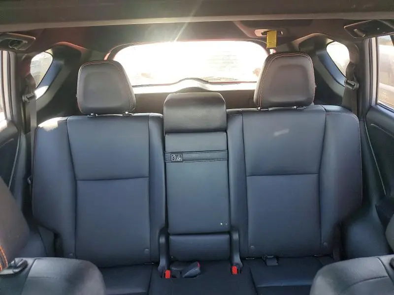 2018 TOYOTA RAV4 HV SE  