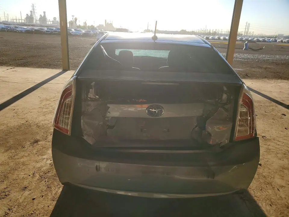 2012 TOYOTA PRIUS THREE  