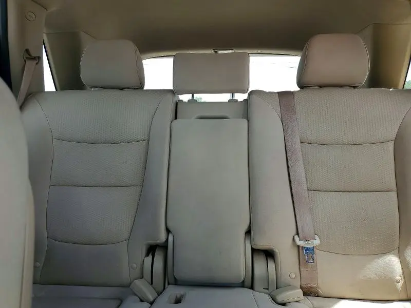 2012 KIA SORENTO LX  