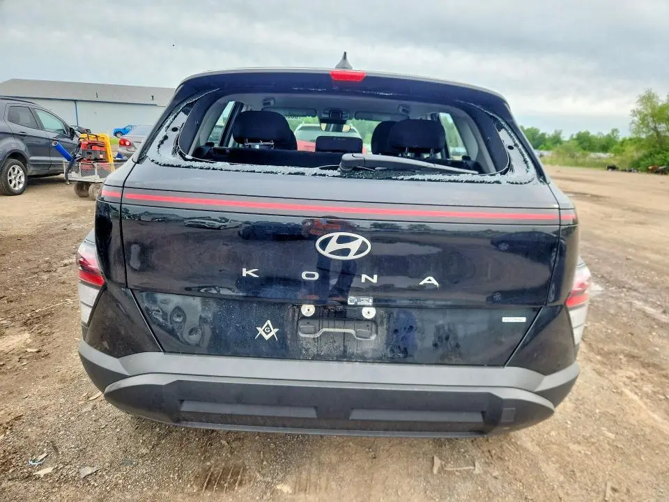 2026 HYUNDAI KONA SE  
