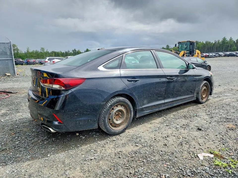 2018 HYUNDAI SONATA SE  
