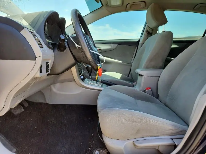 2012 TOYOTA COROLLA LE  