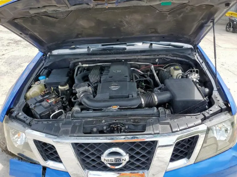 2015 NISSAN FRONTIER S  