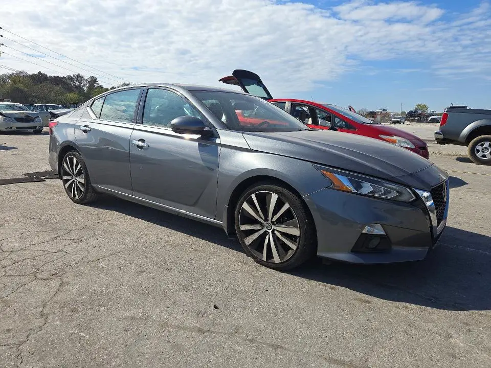 2019 NISSAN ALTIMA PLATINUM  