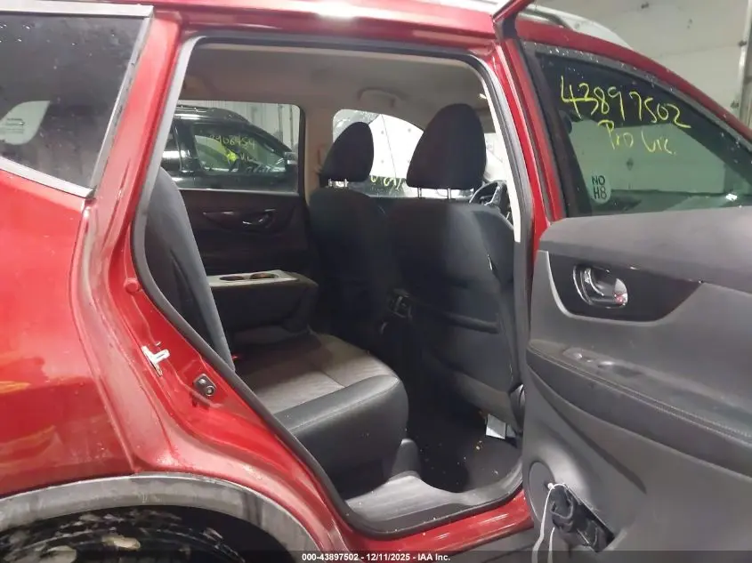 2018 NISSAN ROGUE SV