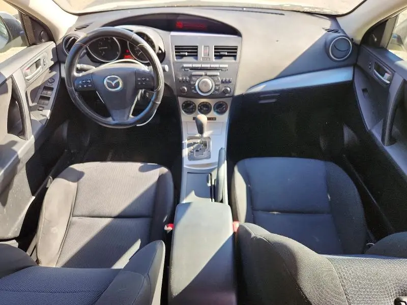 2010 MAZDA 3 I  