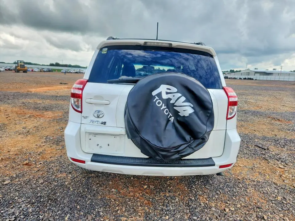2012 TOYOTA RAV4 BASE  