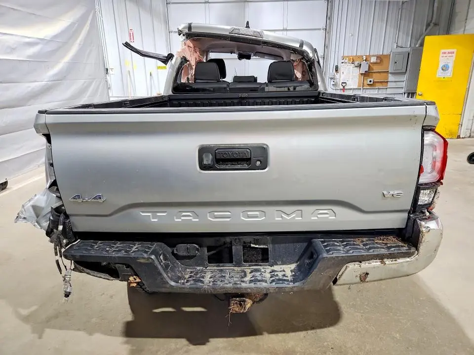 2023 TOYOTA TACOMA SR5 V6  