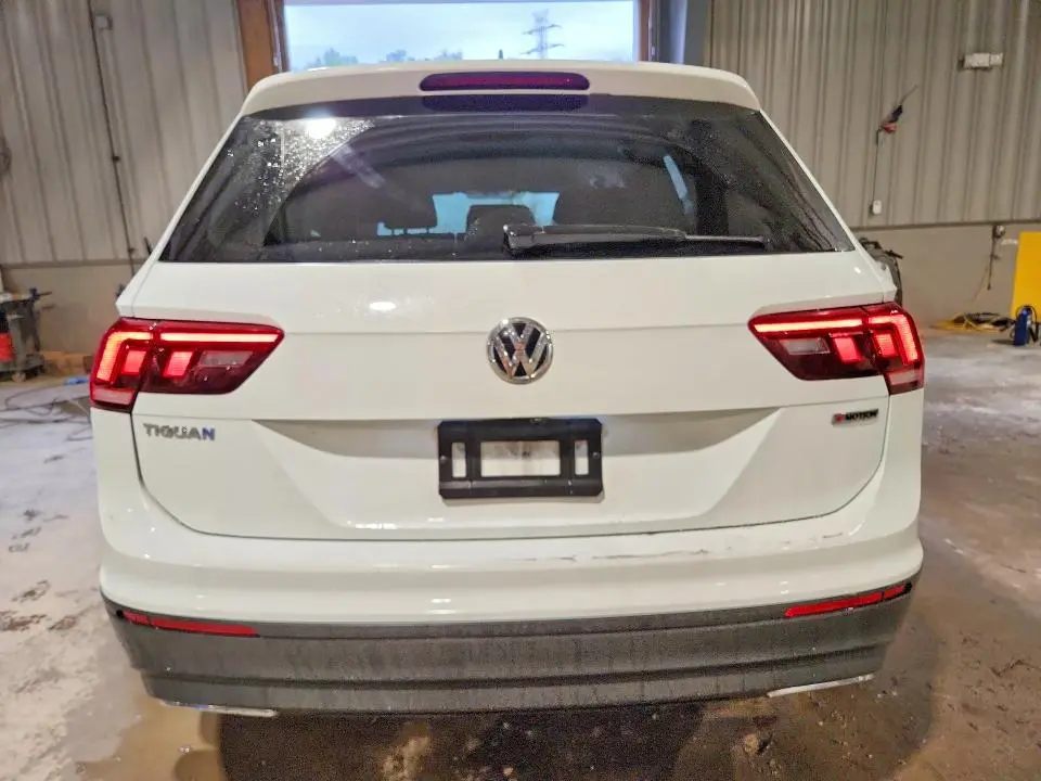2021 VOLKSWAGEN TIGUAN S  