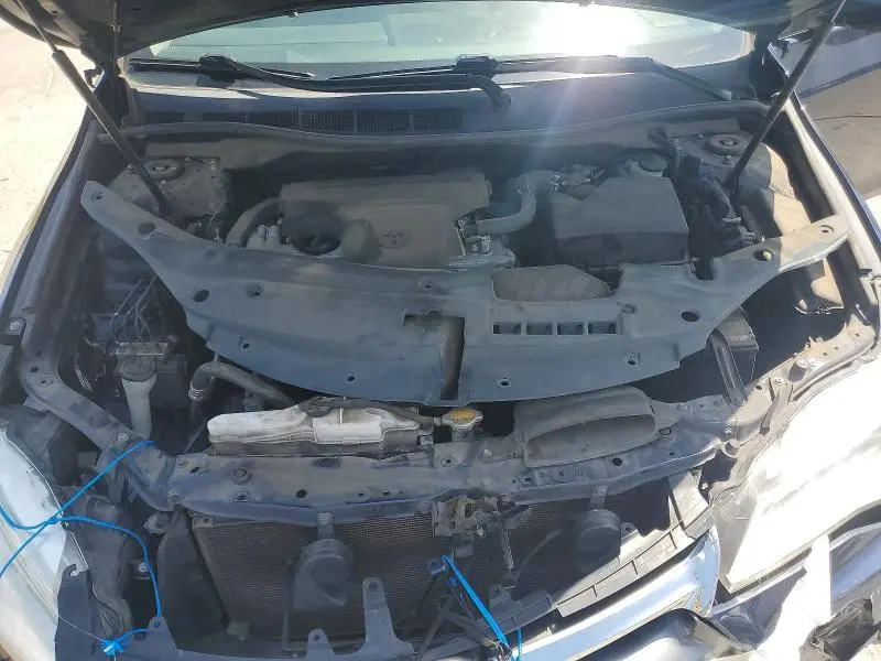 2015 TOYOTA CAMRY XLE  
