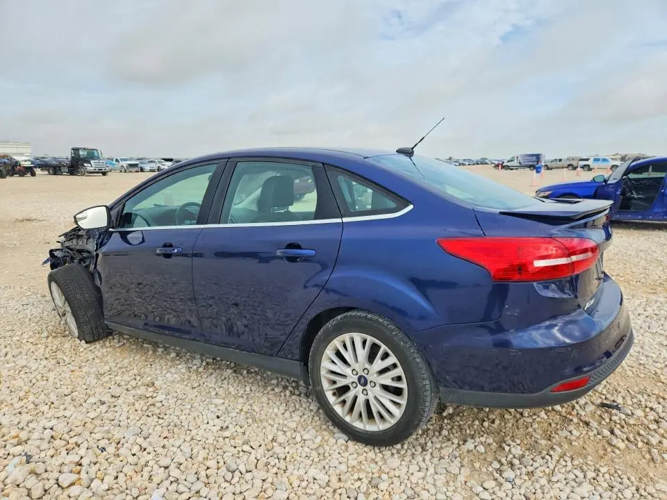 2016 FORD FOCUS TITANIUM  