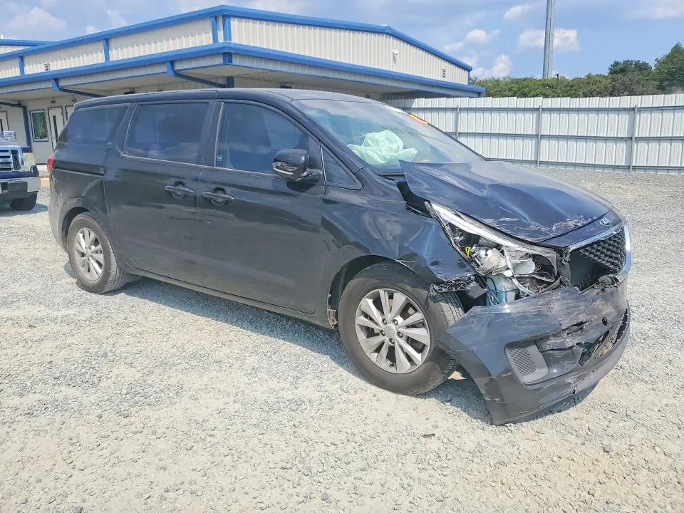 2016 KIA SEDONA L  