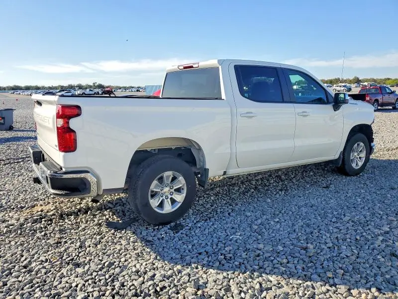 2025 CHEVROLET SILVERADO C1500 LT  
