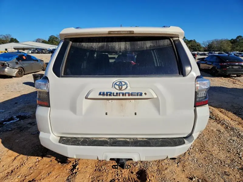 2018 TOYOTA 4RUNNER SR5/SR5 PREMIUM  