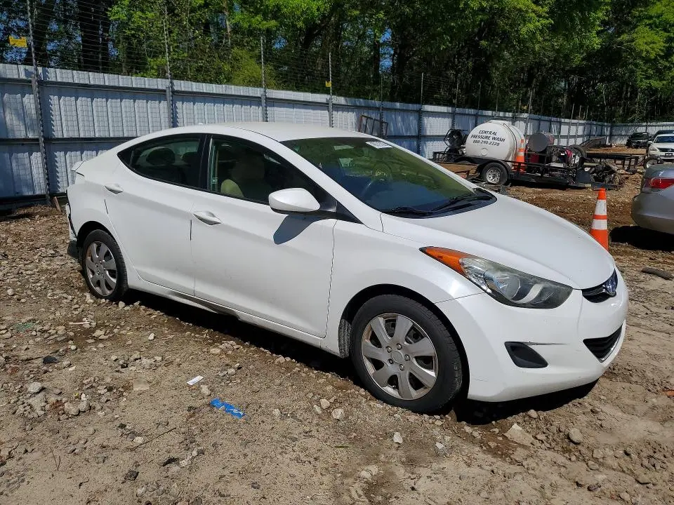 2011 HYUNDAI ELANTRA GLS  