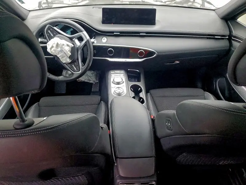 2023 GENESIS GV70 BASE  