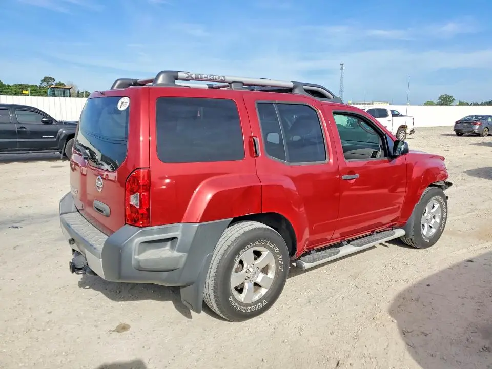 2010 NISSAN XTERRA X  