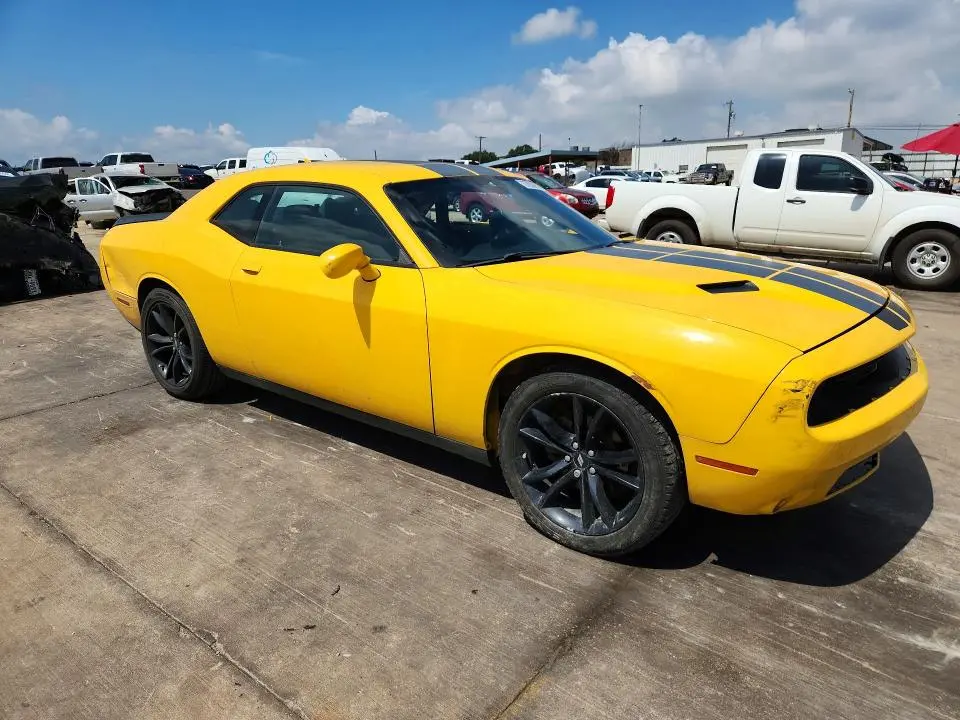 2018 DODGE CHALLENGER SXT  