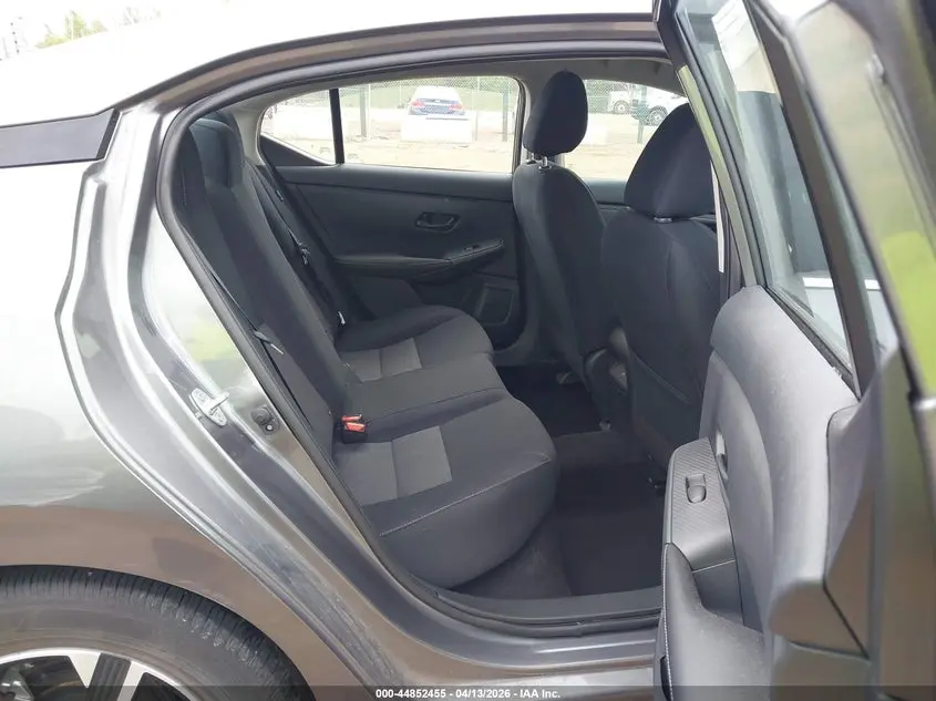 2024 NISSAN SENTRA SV XTRONIC CVT