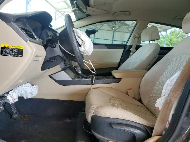 2016 HYUNDAI SONATA SE  
