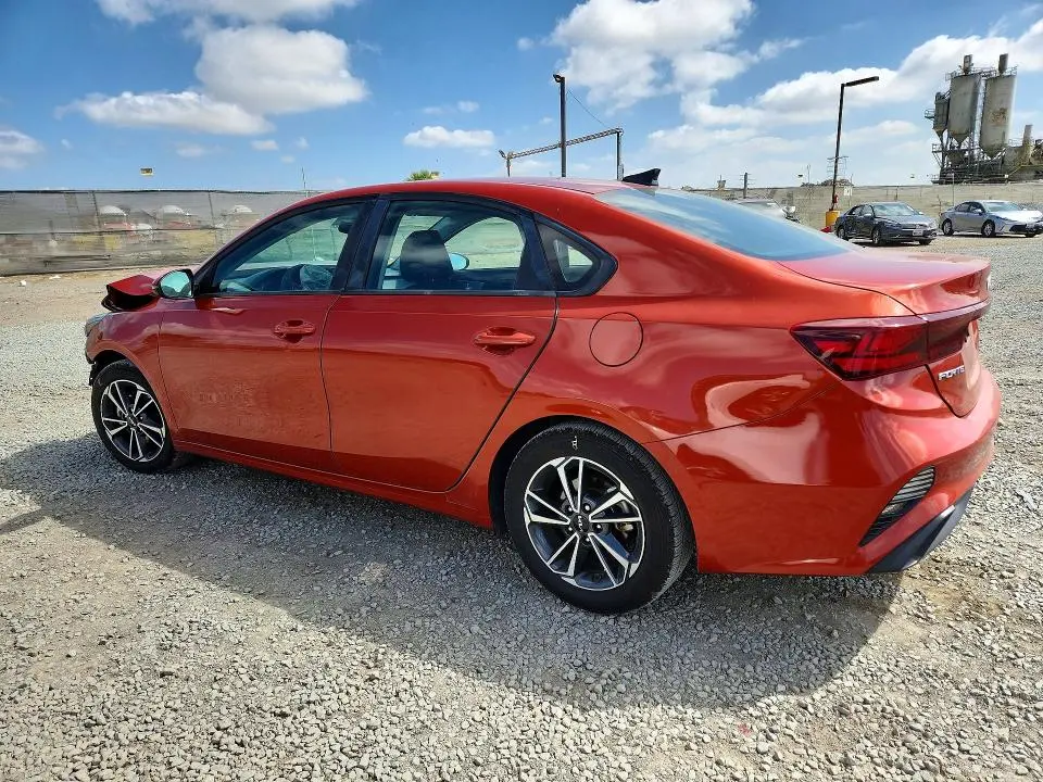 2022 KIA FORTE LXS  