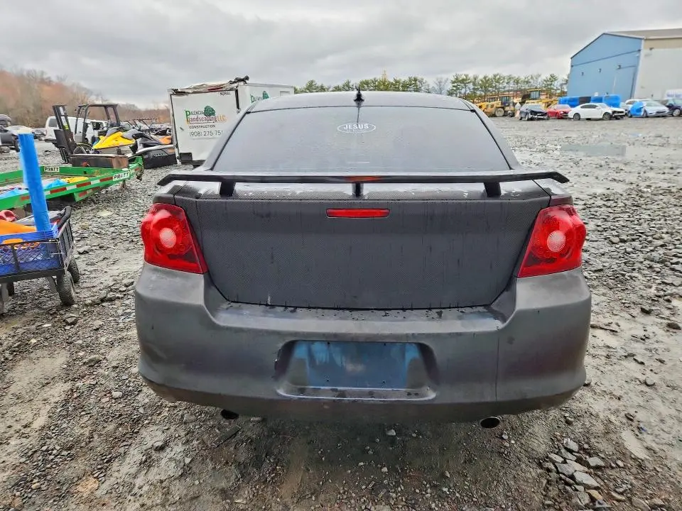 2011 DODGE AVENGER MAINSTREET  