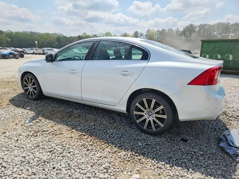 2016 VOLVO S60 PLATINUM  