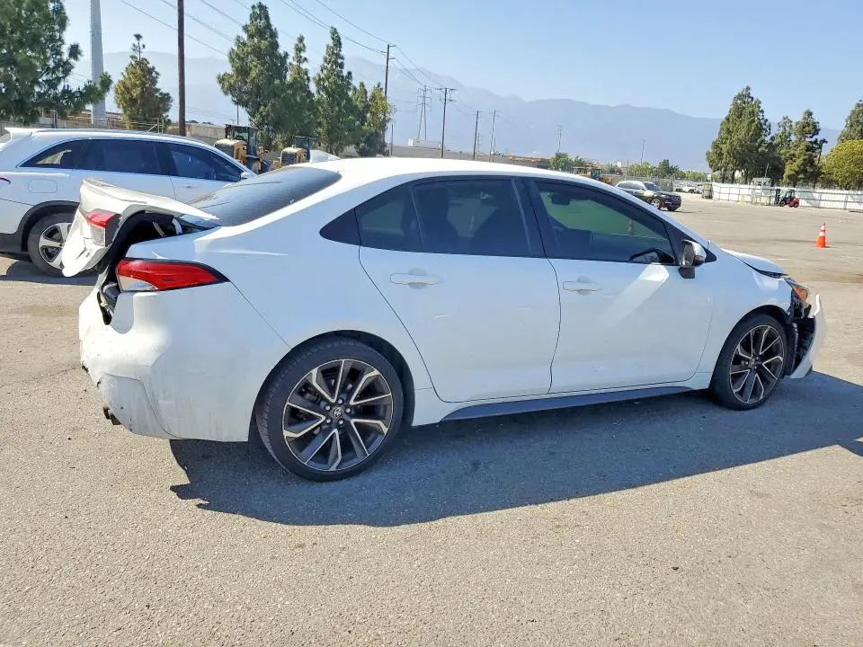 2021 TOYOTA COROLLA SE  
