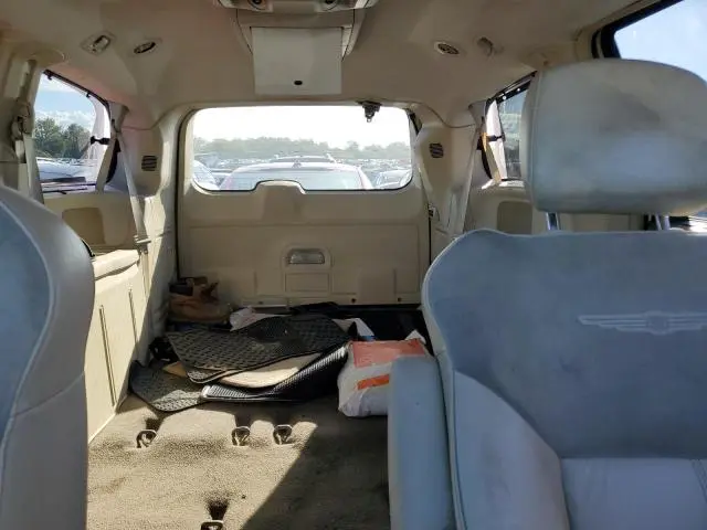 2010 CHRYSLER TOWN & COUNTRY LIMITED  