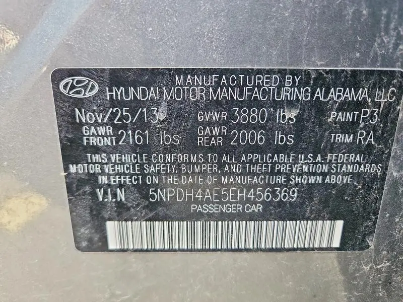 2014 HYUNDAI ELANTRA SE  