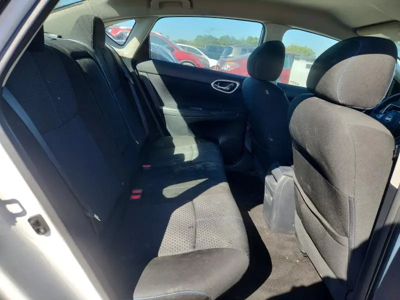 2016 NISSAN SENTRA SR  
