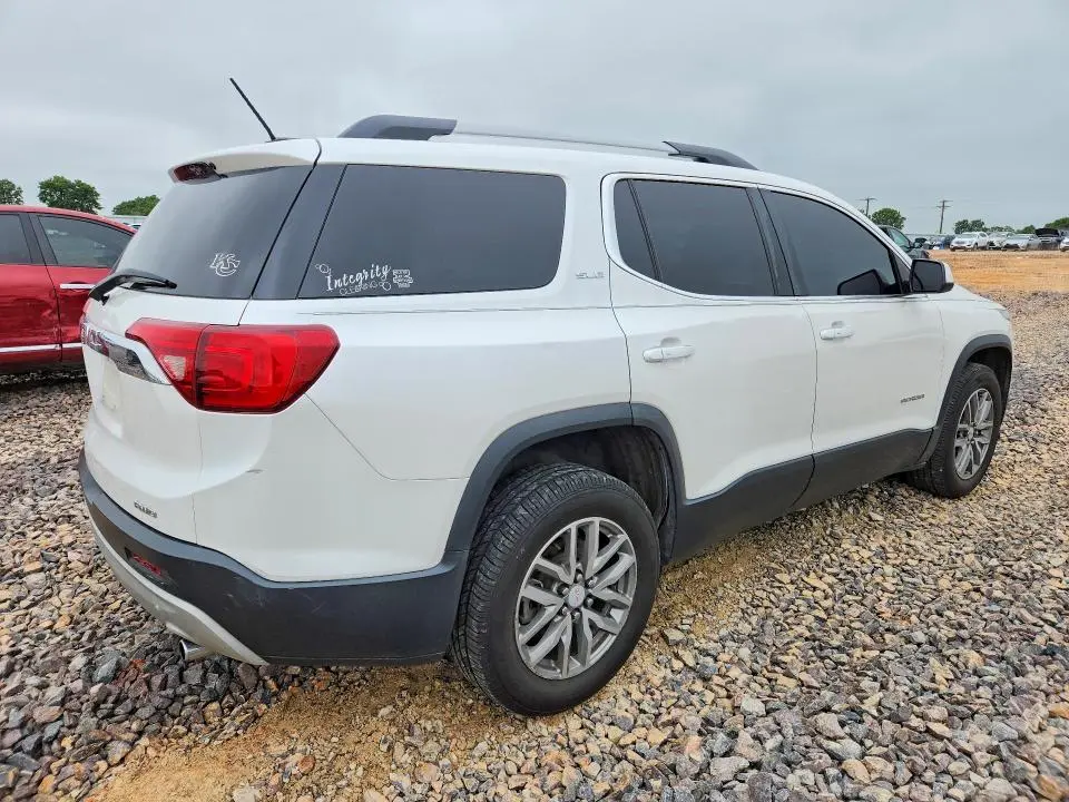 2017 GMC ACADIA SLE  