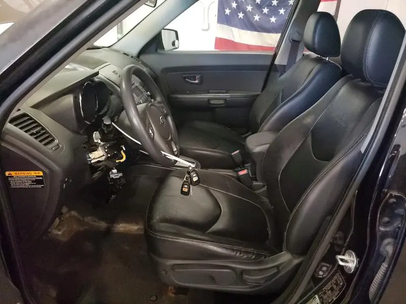 2010 KIA SOUL +  