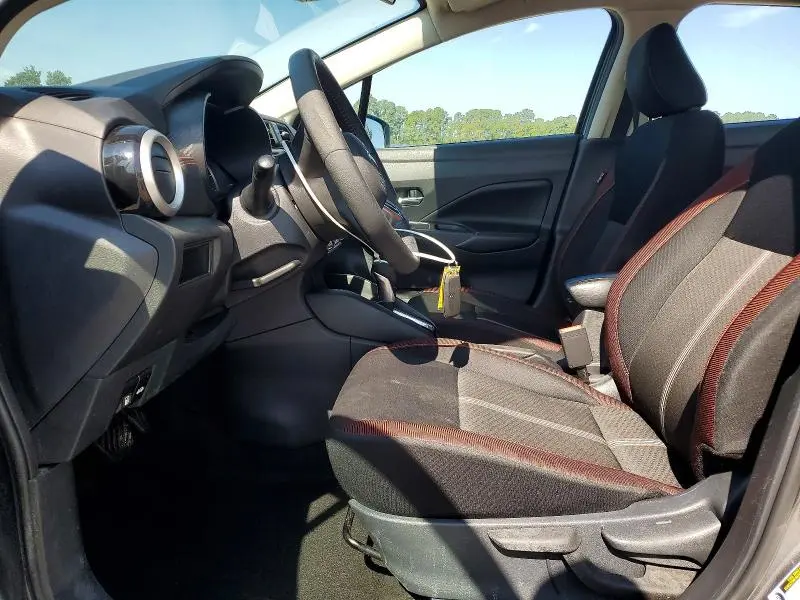 2024 NISSAN VERSA SR  