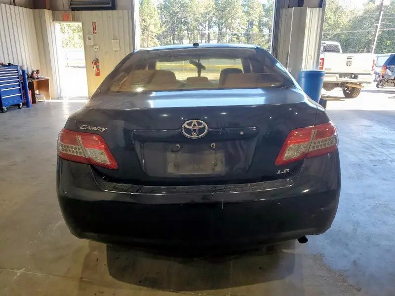 2011 TOYOTA CAMRY BASE  