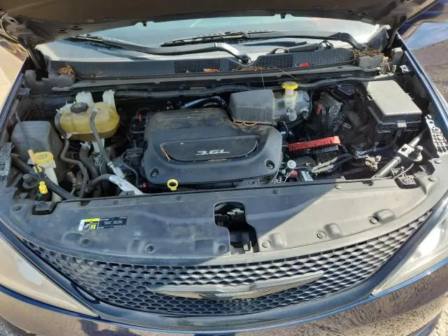 2018 CHRYSLER PACIFICA TOURING L PLUS  