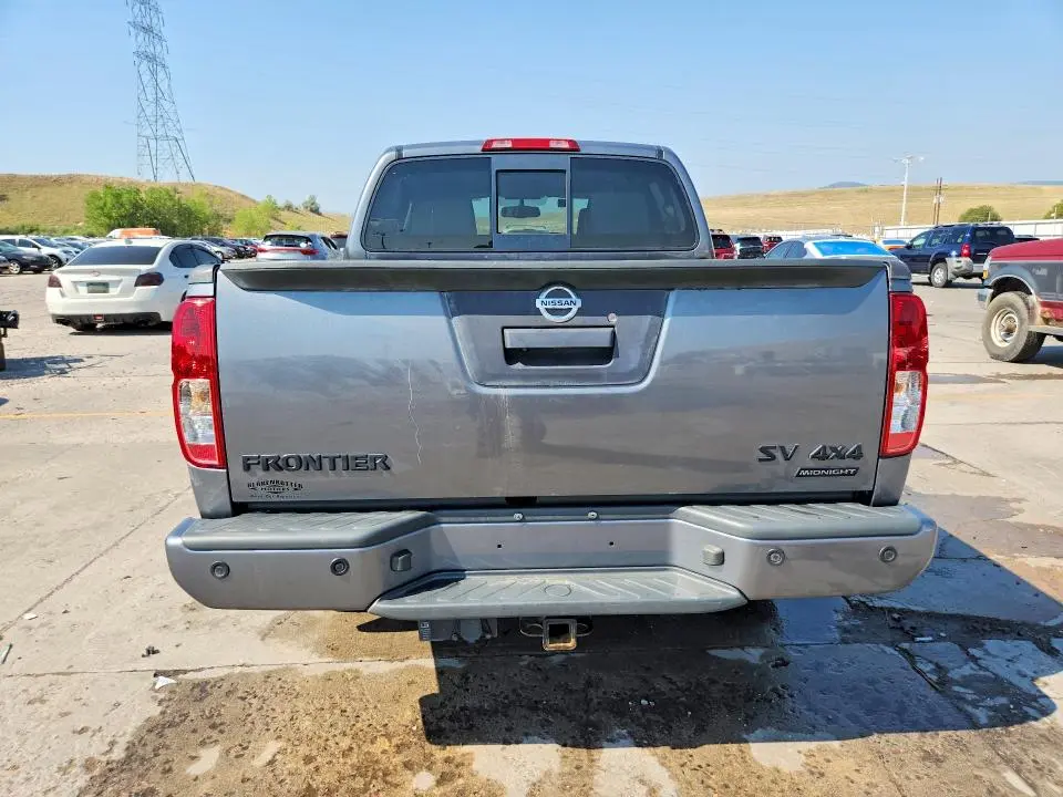 2018 NISSAN FRONTIER SV  