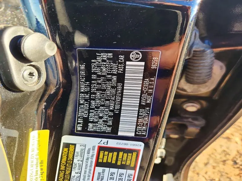 2015 TOYOTA CAMRY XLE  