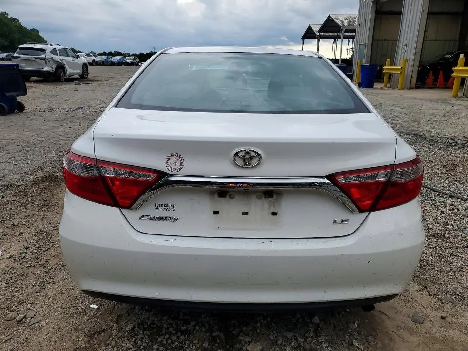 2017 TOYOTA CAMRY LE  