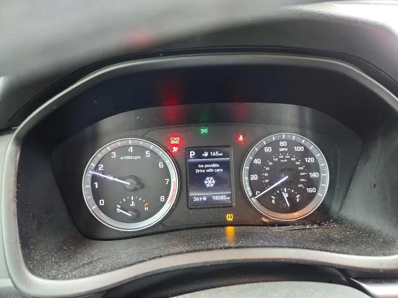2019 HYUNDAI SONATA SE  
