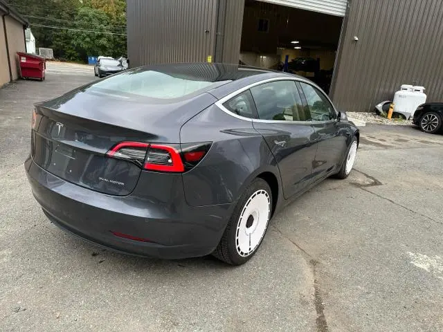 2018 TESLA MODEL 3   