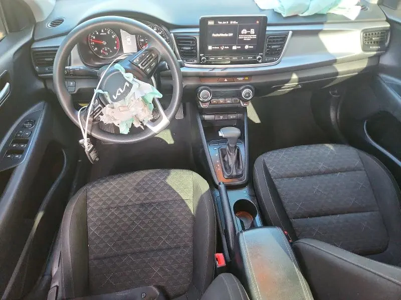 2023 KIA RIO S  