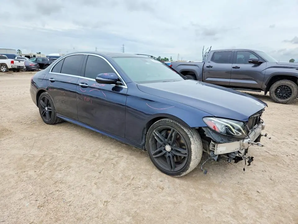 2017 MERCEDES-BENZ E 300 4MATIC  