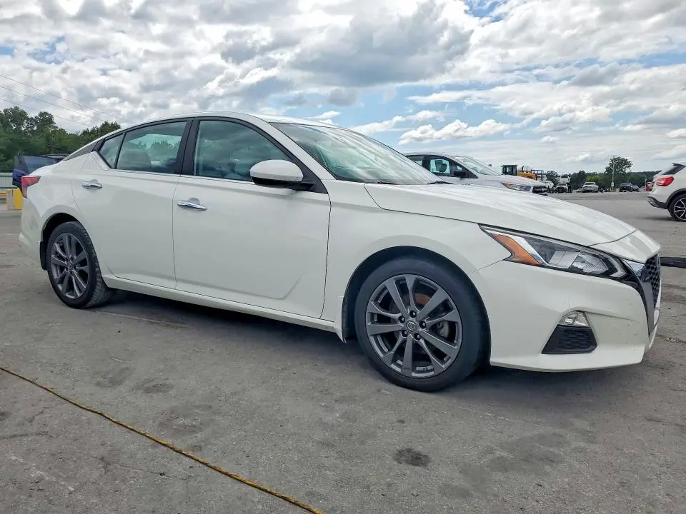 2019 NISSAN ALTIMA S  