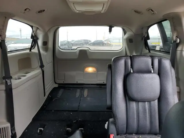 2016 CHRYSLER TOWN & COUNTRY TOURING  