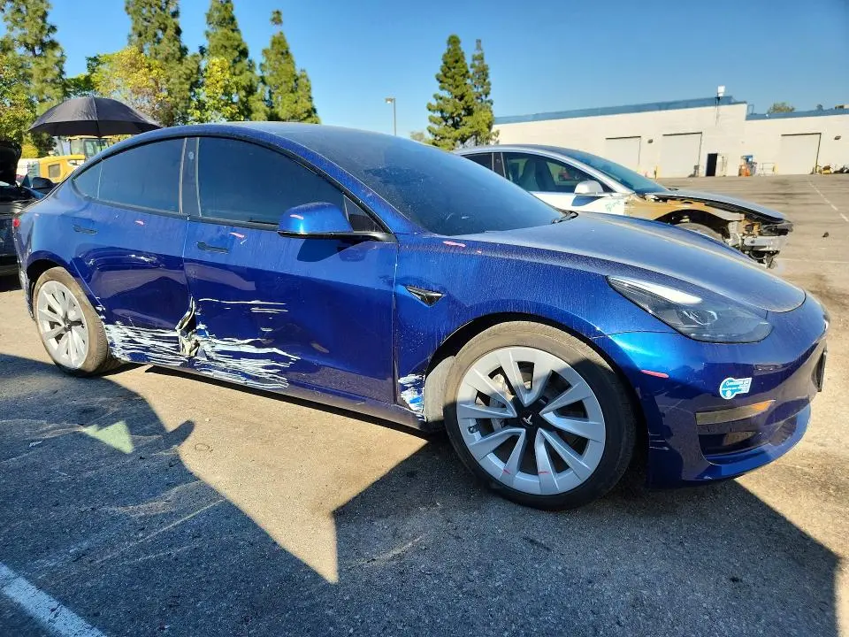 2021 TESLA MODEL 3   