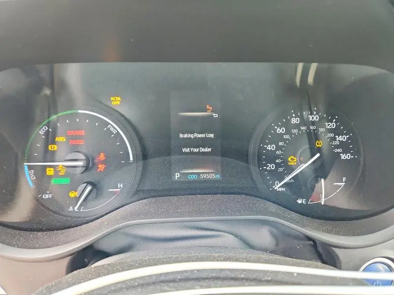 2021 TOYOTA SIENNA LE 8-PASSENGER  