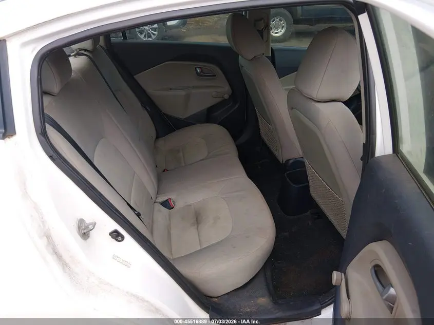 2014 KIA RIO LX